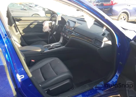 2022 Honda Accord Sport 2.0T z USA, uszkodzony, nr VIN 1HGCV2F38NA012878